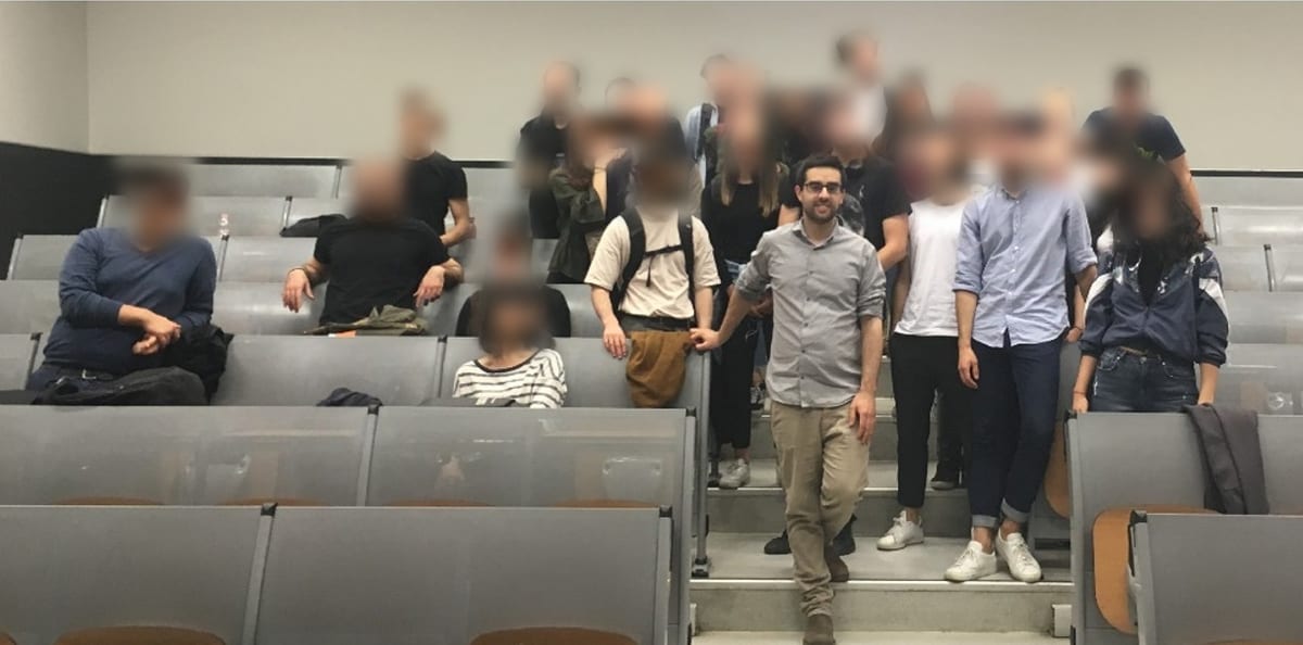 Andrea Mercurio con gli studenti al termine di un workshop di modellazione parametrica al Politecnico di Milano